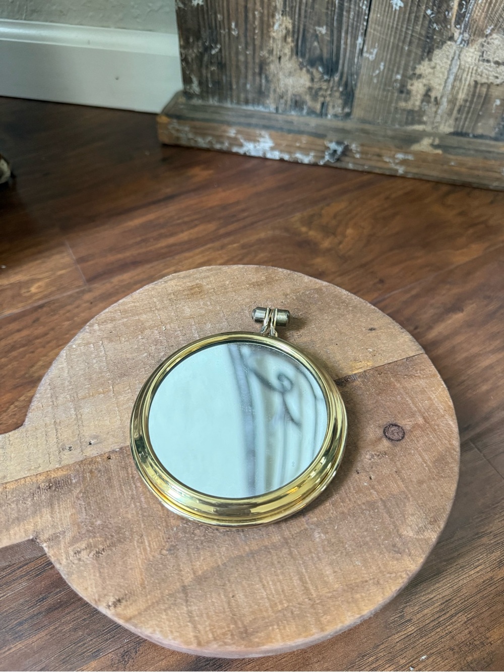 Vintage 1960's Irving W. Rice & Co. Inc MCM Gold Tone Magnifying Mirror w/ Stand